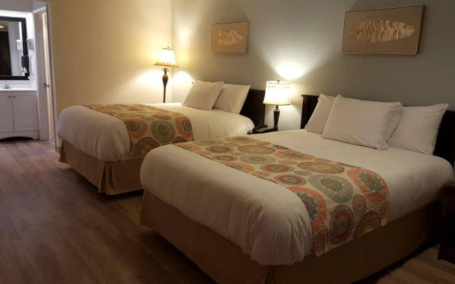 Tricove Inn & Suites