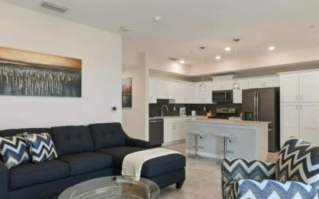 3120 Unit 406 Stunning 2B Apartment