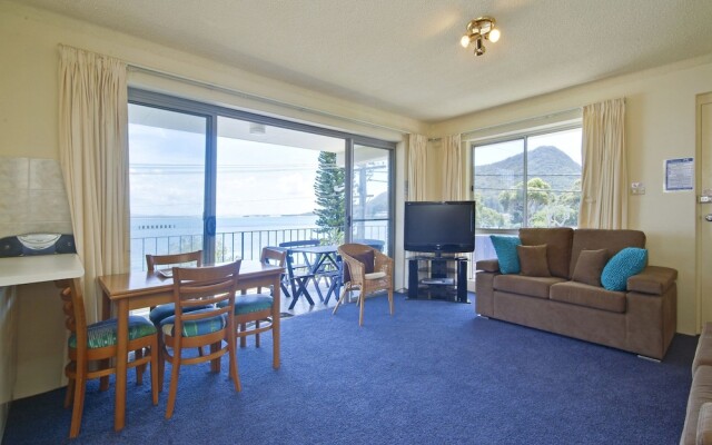 Shoal Towers, Unit 6/11 Shoal Bay Road