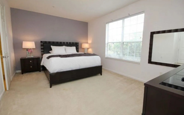 6-203 3 Bedroom Condo by Redawning