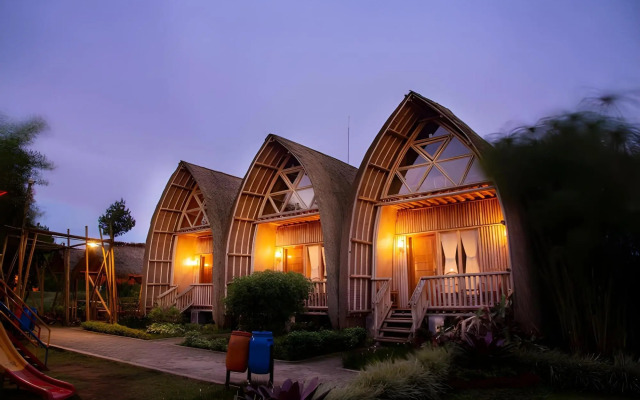 Villa ChavaMinerva Bambu - Lembang