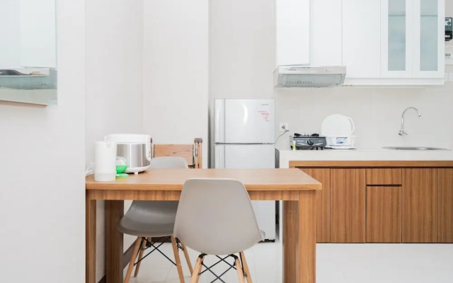 Comfortable 2BR Apartment at Springwood Residence