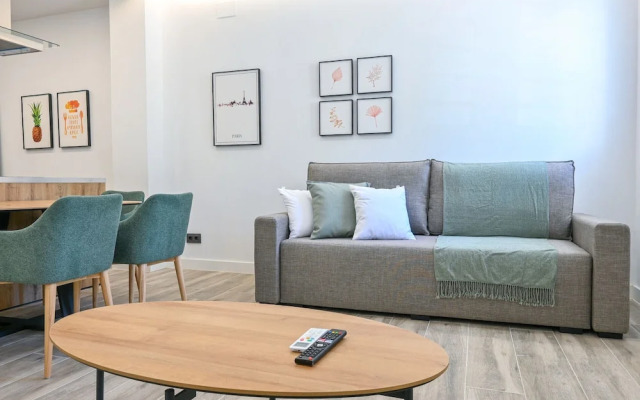 M Boy50b Bonito Apartamento de dos Dormitorios e