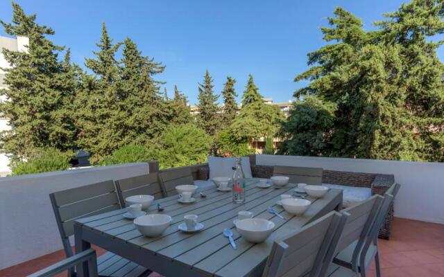 Balaia Terrace Apartment