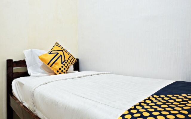 SPOT ON 2742 R5 Homestay