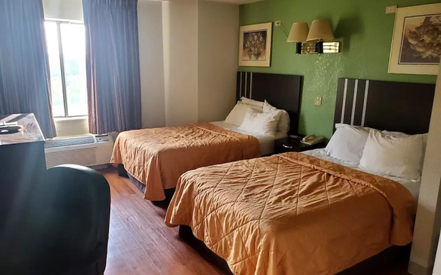 Pleasant Stay Inn & Suites