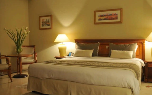 Golden Carthage Hotel & Residence