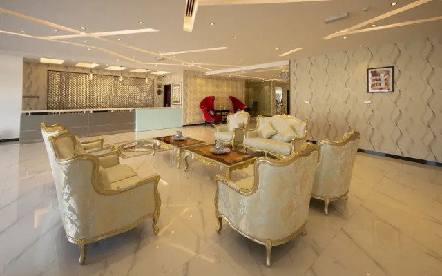 Home Station Hotel