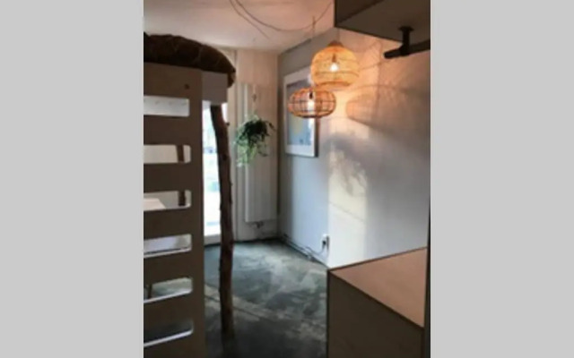 Large and cosy house on the water: free Parking