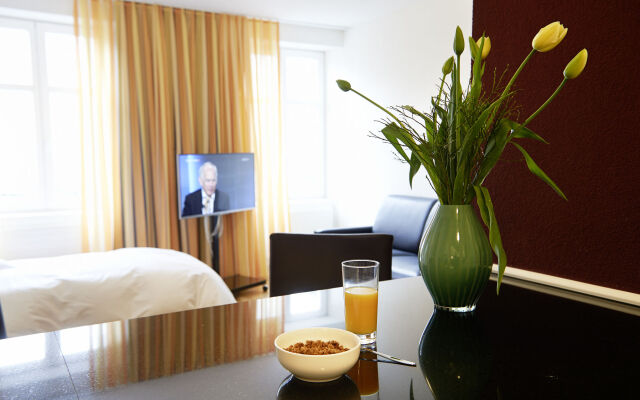 Residence Apartments by Hotel du Commerce