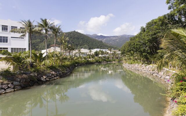 Diamond Bay Condotel - Resort Nha Trang