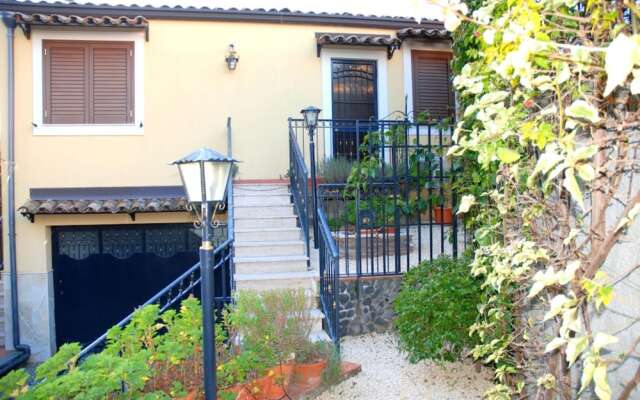 House With one Bedroom in Viagrande, With Private Pool, Furnished Gard