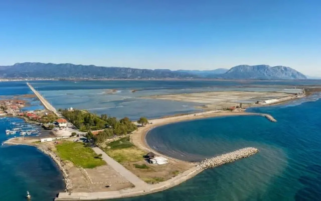 Lithos Messolongi Paradise - A Luxurious Retreat