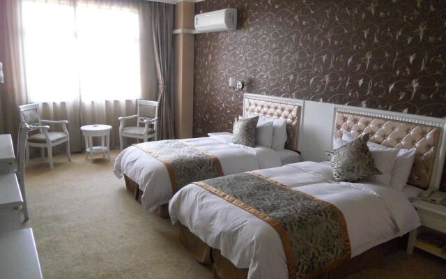 Earl Hao Holiday Hotel