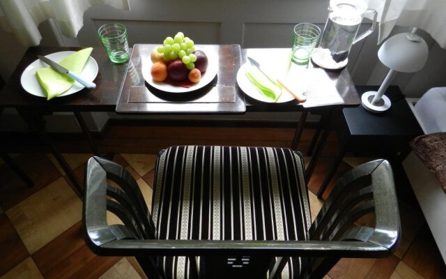 Daisy's Bed and Breakfast