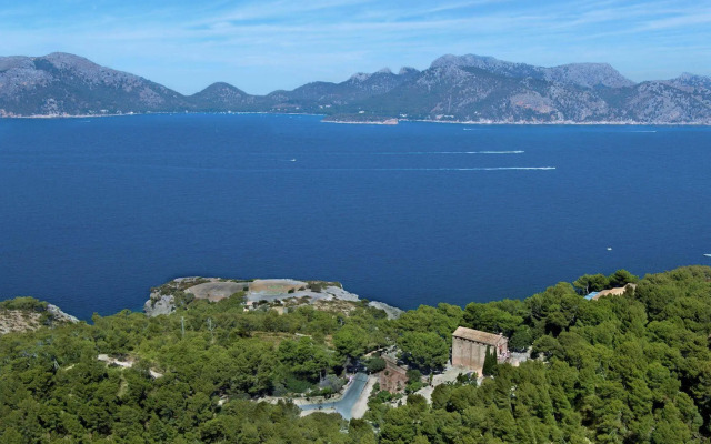 Petit Hotel Hostatgeria La Victoria