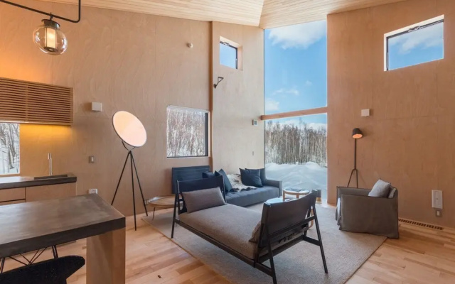 Foxwood E by H2 Life