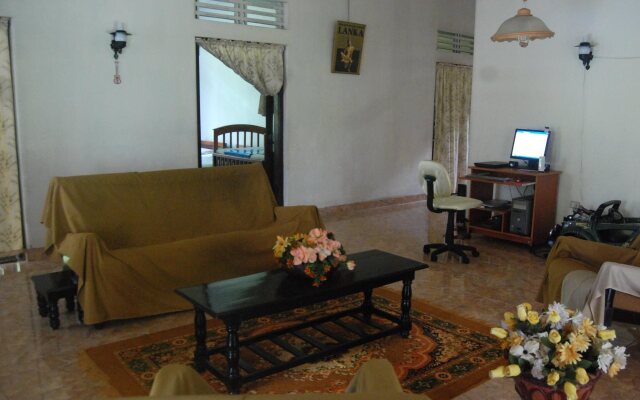 Weeragiri home stay