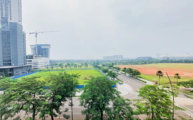 Spacious And Cozy 3Br Sky House Bsd Apartment