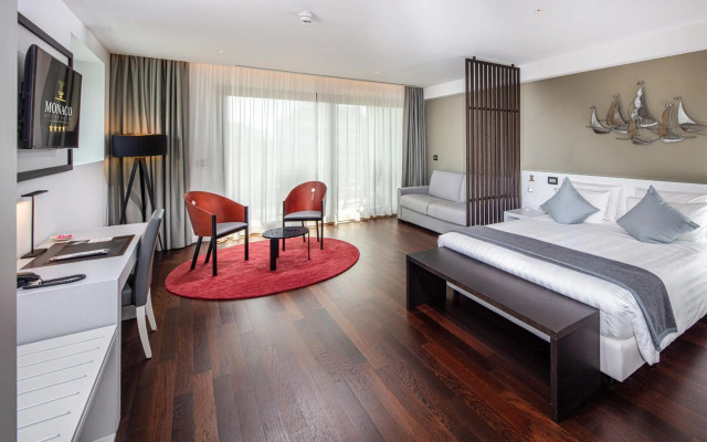 Monaco Suites Hotel