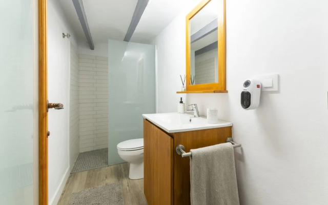 Casc Antic in Javea With 2 Bedrooms and 1 Bathrooms