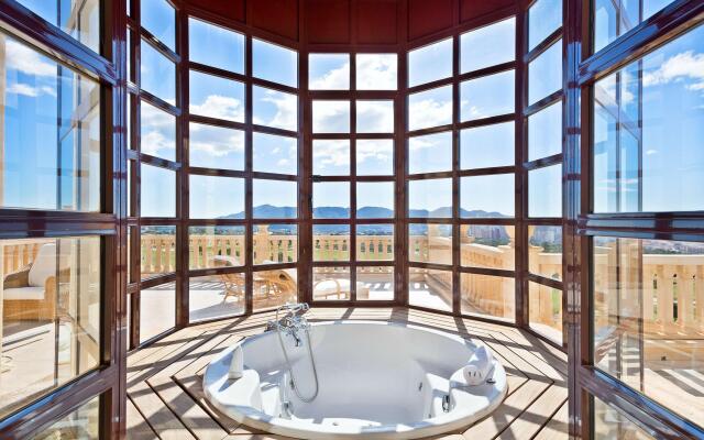 The Level at Melia Villaitana