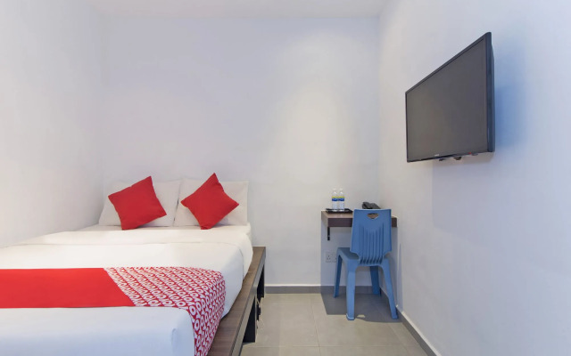 OYO Flagship 3563 New Mg Hotel