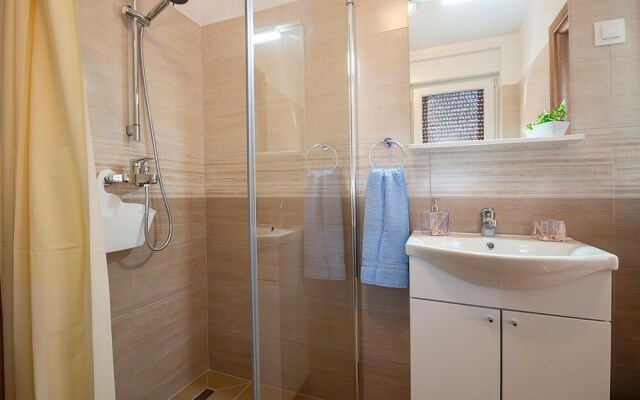 Amazing Home in Sikici With Wifi and 4 Bedrooms