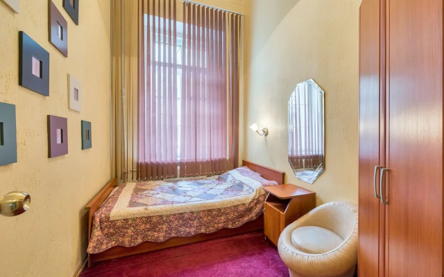 Апартаменты «Spb2Day на Большой Морской 56»