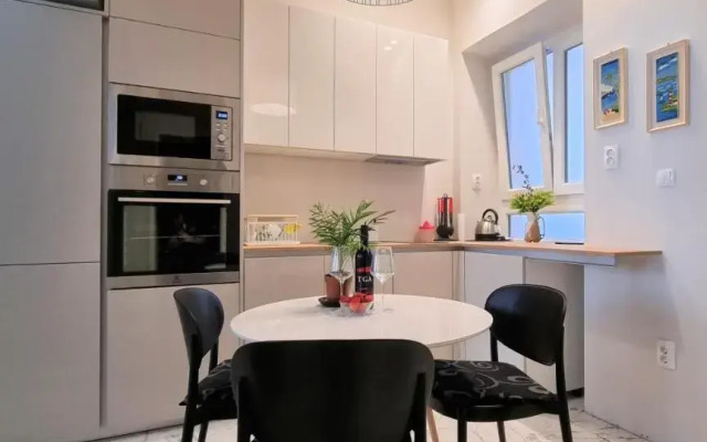 Old Town Apartment