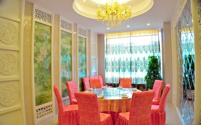 Dunhuang Han Tang Hotel