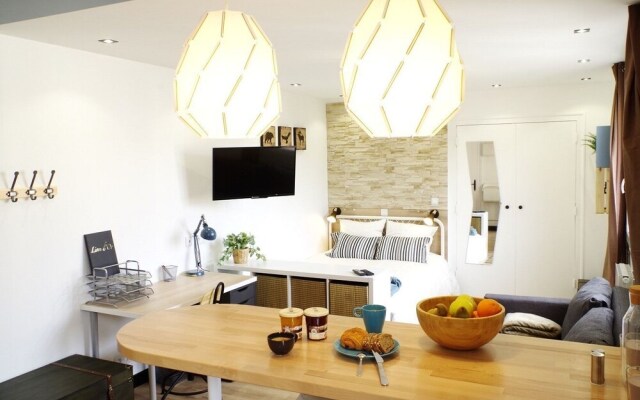 The Pied-à-terre - Completely new Studio