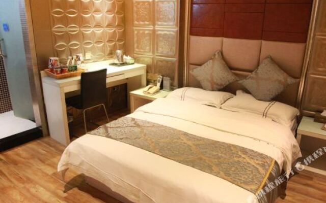 Wuhan V9 Holiday Hotel (Hanzheng Street Subway Station Brand Building)