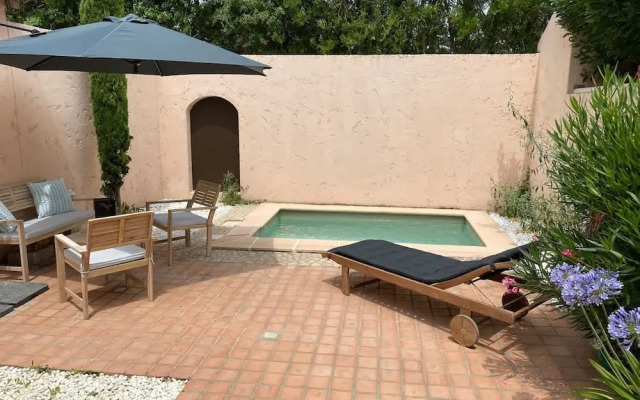 Charming Mas Provencal With Swimming Pool