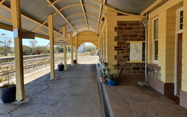Burra Railway Station Bed & Breakfast