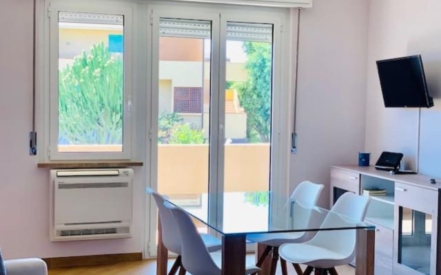 Alghero Charming Apartments, Steps from the beach