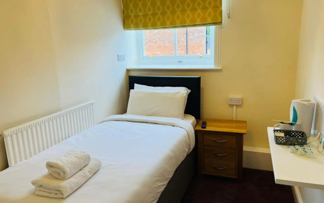 Rothwell House Hotel .