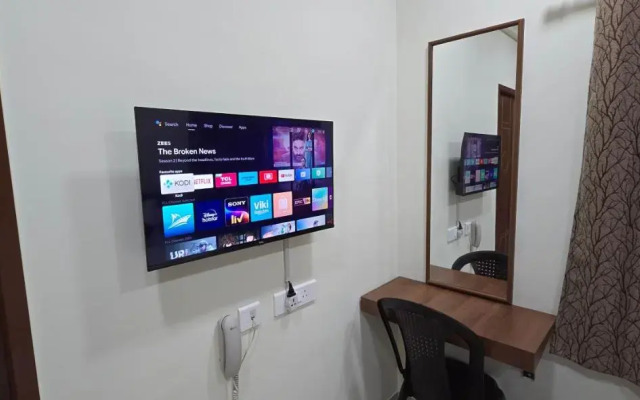 Hotel NJ RESIDENCY NEAR DLF IT PARK, RMZ SOFTWARE PARK, L&T ECC, CHENNAI TRADE CENTRE & MIOT