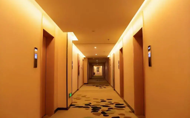 GreenTree Inn Pingliang Jinding Times Square