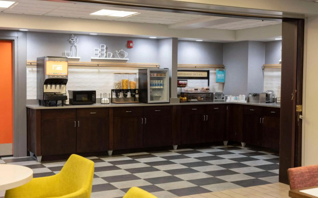 Hampton Inn Kent/Akron Area