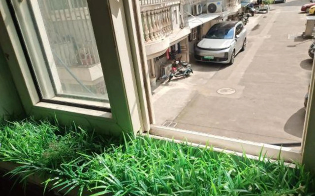 Huajing Hotel