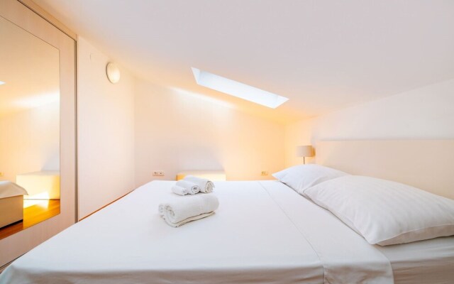 A1 Beautiful apt W.magnificent View and Pool use