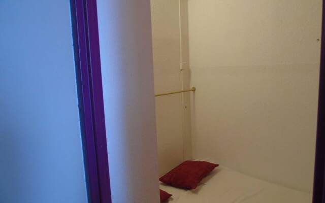 Lou Services Apartment THB70 LSI 001