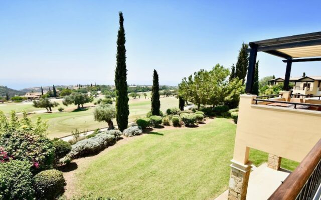 Apartment B11 - Hera