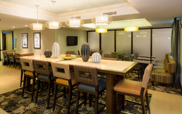 Hampton Inn Boston Bedford Burlington