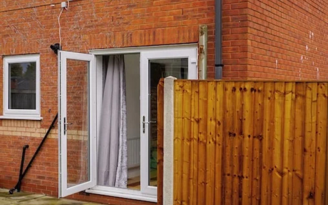 The Oasis - For Contractors and Individuals