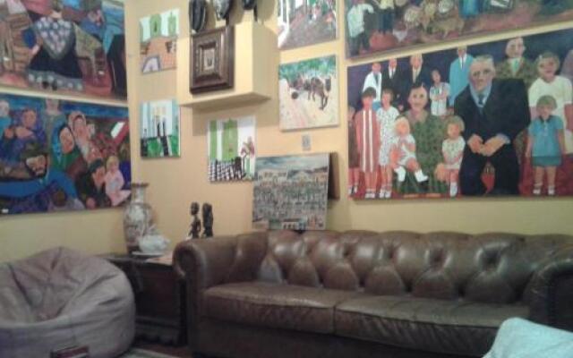 Mini Hostel Fine Art