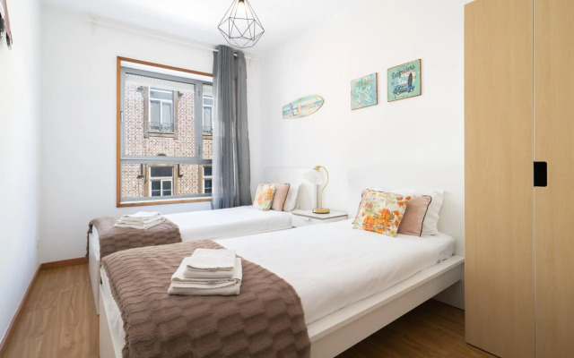 ESM Rental - Boavista Yellow 4BDR