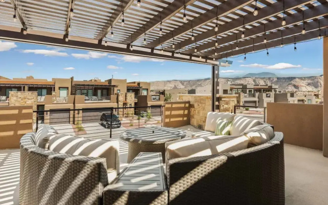 Desert Rose Getaway by RedAwning