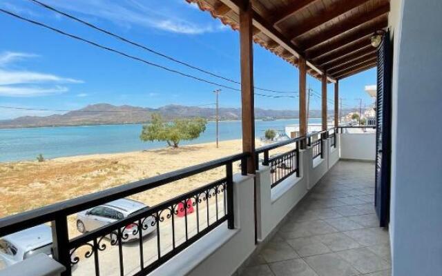 Gialos Apartment